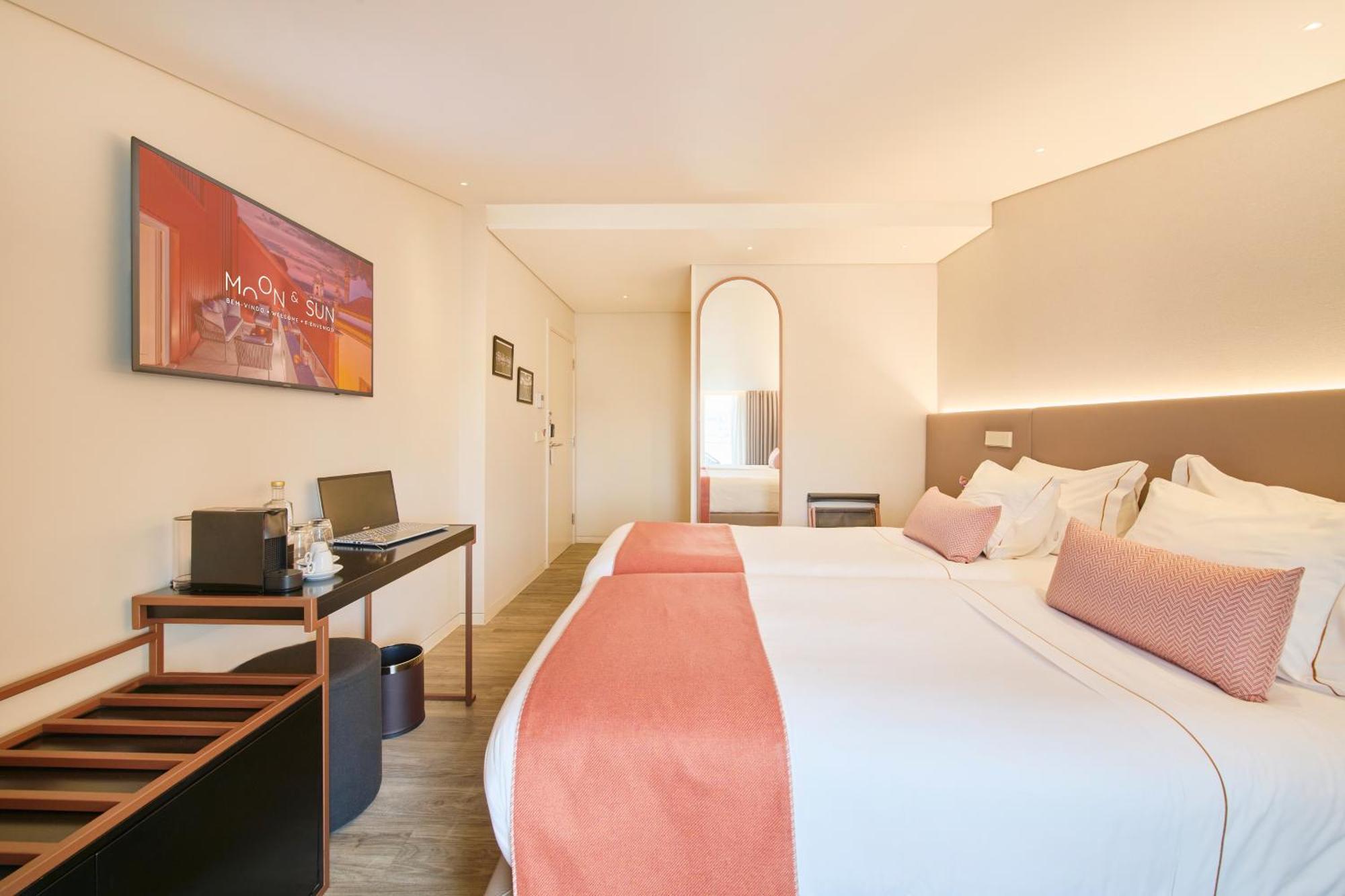 Hotel Moon & Sun Брага Екстериор снимка